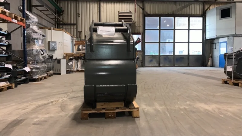 Egli Tieflöffel ETL 280-800 - OilQuick OQ 70