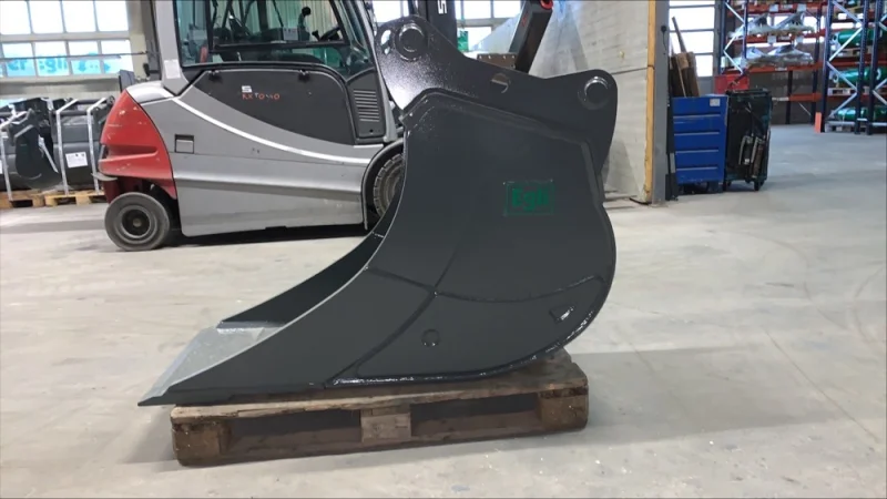 Egli Tiltrotator Tieflöffel ETL-TR 160-600 - OilQuick OQ 65