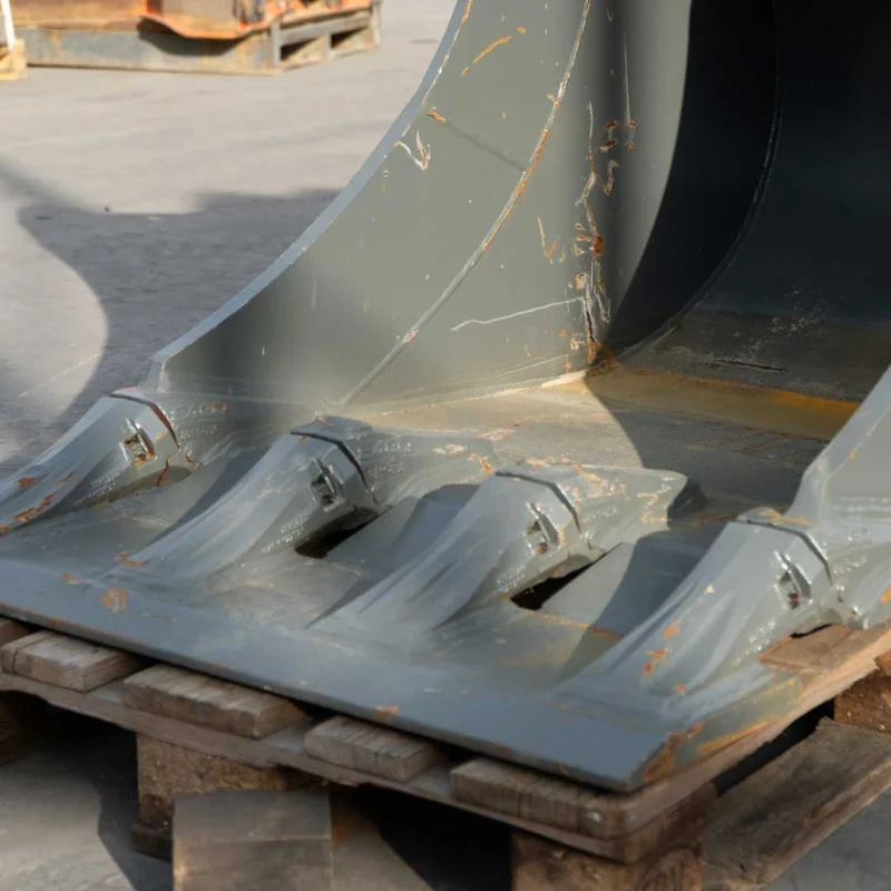 Godet de creuse tiltrotateur Egli ETL-TR 160-800 - OilQuick OQ 60