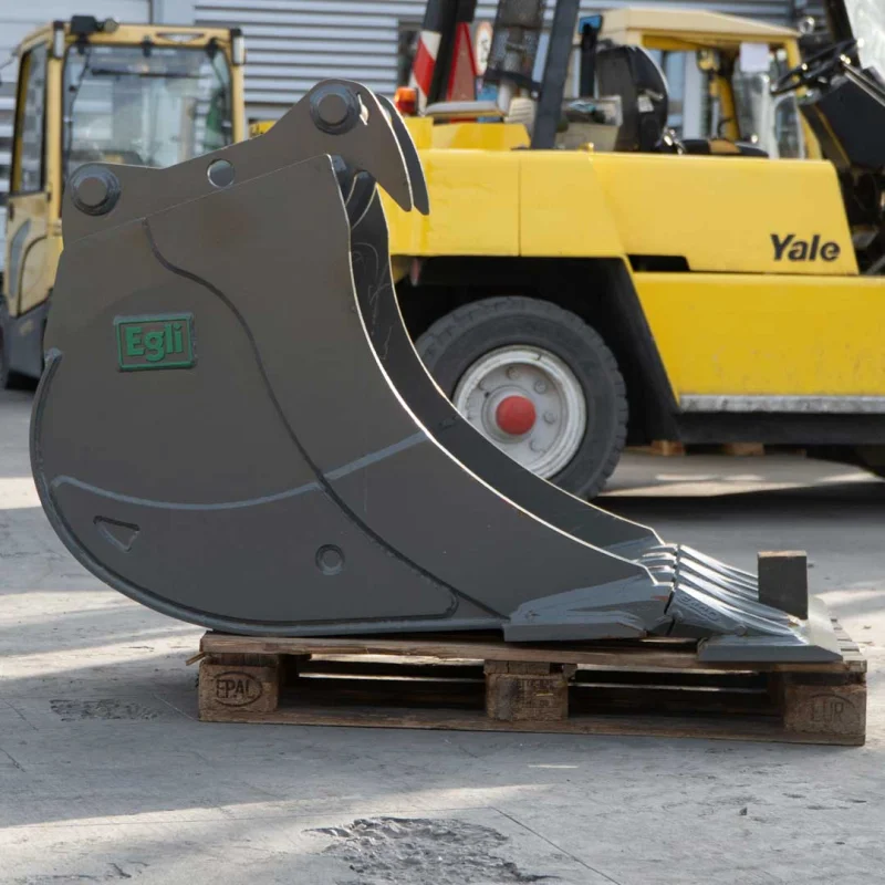 Egli Tiltrotator Tieflöffel ETL-TR 160-800 - OilQuick OQ 60