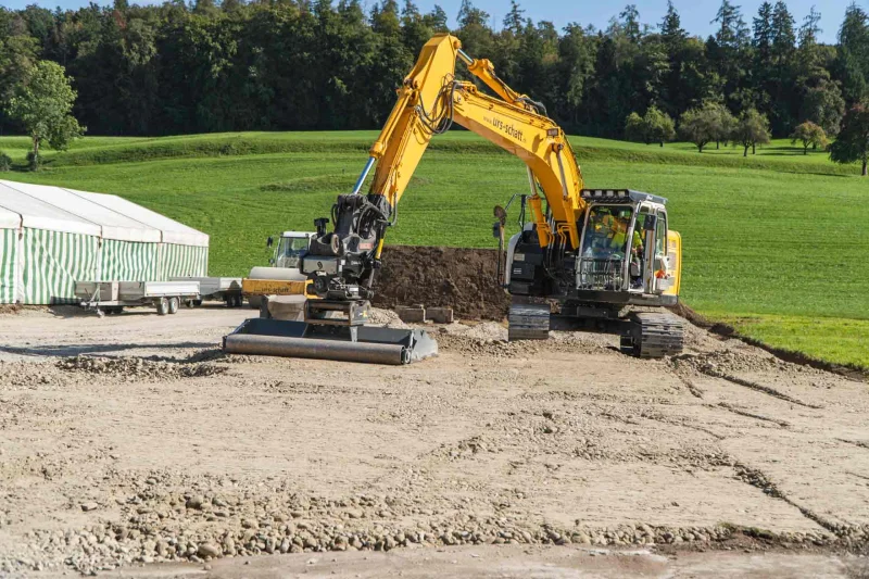 Planierbalken mit Rolle