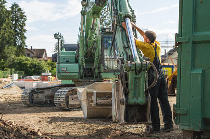 Baumaschinenmechaniker:in EFZ